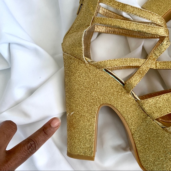 ROUGE Platform Glitter Sandals - Picture 6 of 7